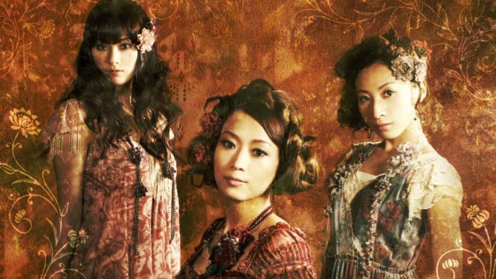 Primer lanzamiento de DVD y Blu-ray  de Kalafina  © Sony Music Entertainment (Japan) Inc.