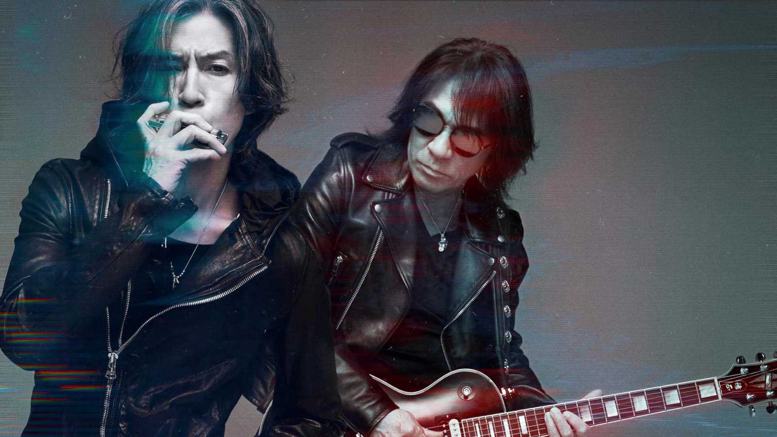 New Digital Single from B'z © B'z. All rights reserved.